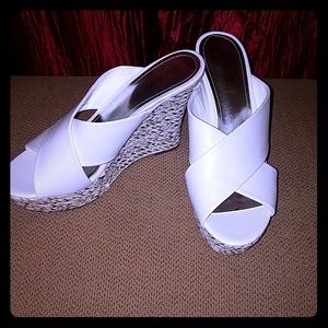 Jennifer Lopez wedges